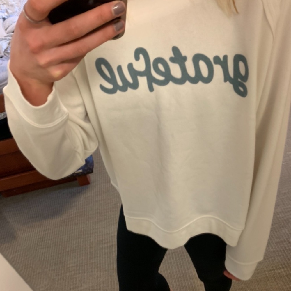 Vintage crewneck